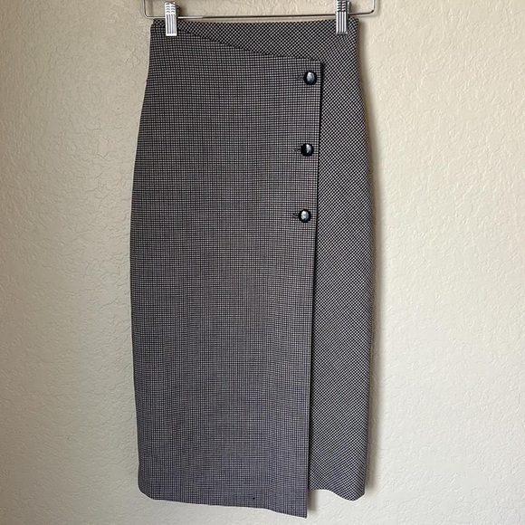 NWT Babaton Gray and Navy Houndstooth Midi Pencil Skirt Wrap Style - Picture 1 of 4